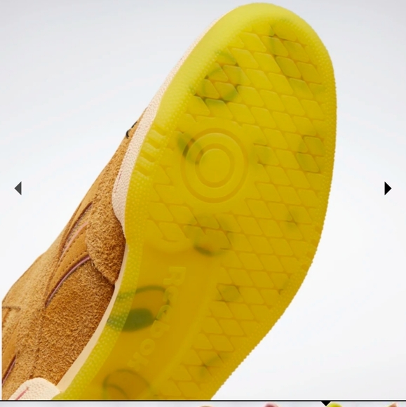 Reebok Tom and Jerry Club C Revenge Shoes - Picture 5 of 13